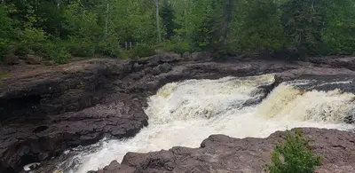 Temperance River falls upstream