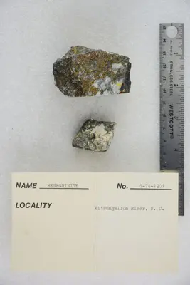 Meneghinite (47911616451)
