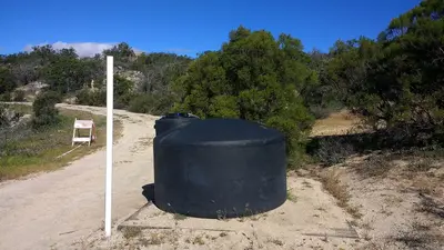 550 Gallon Water Tank (33679905562)