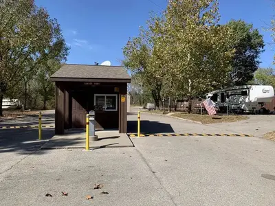 Hawker Point Campground