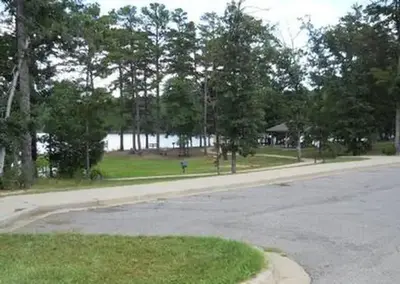 CEDAR LAKE (OKLAHOMA) - Sandy Beach Swim Site