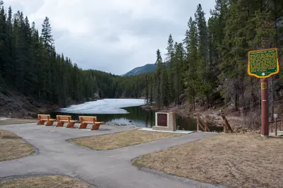 Yellowhead Pass (14206959318)