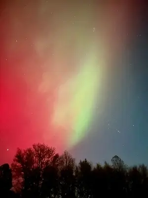Aurora borealis Smithville Lake 11-11-2025 01