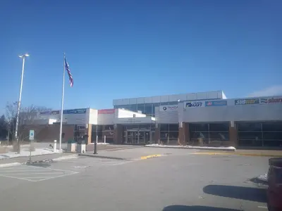 Hinsdale Oasis southbound entrance