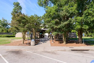 Orangeburg Co I-26E Rest Area-06