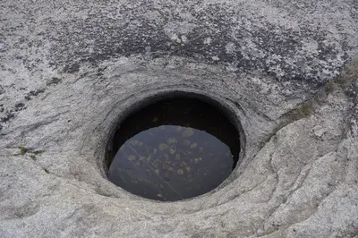 Tuolumne Meadows - Lyell Fork of the Tuolumne River - pothole - 1