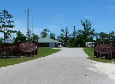 Campground entrance at Dead Lakes Park