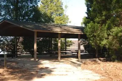 Crescent - picnic shelter for loop A