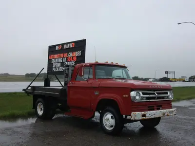 Fargo 300 truck (4961524213)