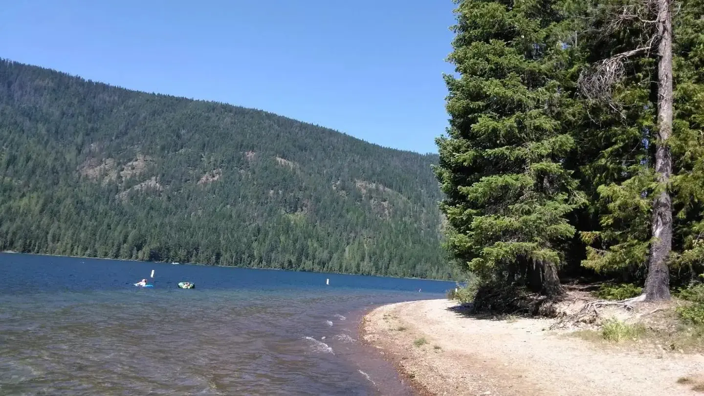 Dorr Skeels Beach