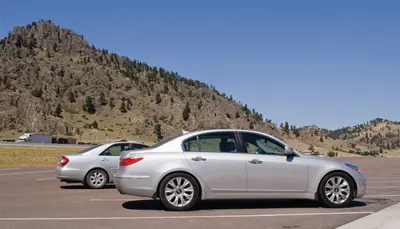 Hyundai Genesis 3.8 (US) (7780236728)