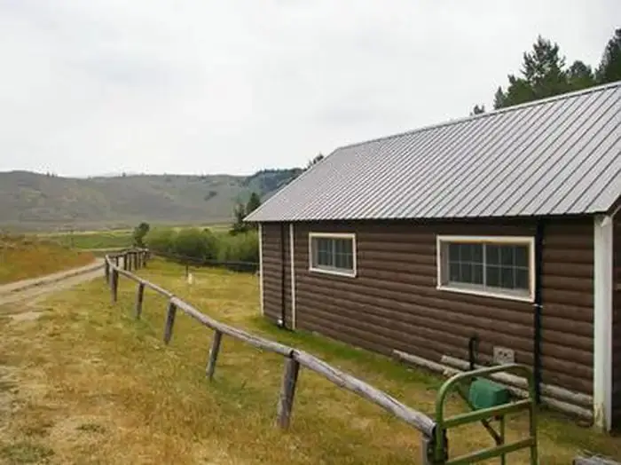 Hoback Guard Station