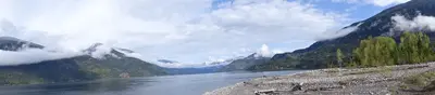 Panorama of Slocan Lake - New Denver - BC - Canada (17268966581) (2)