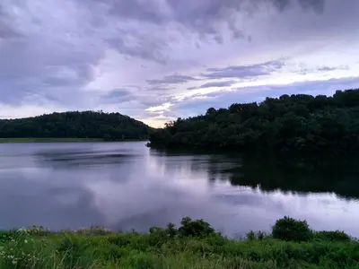 Piedmont Lake at Dawn