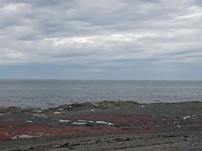 St. Lawrence River in Baie-des-Sables (1)