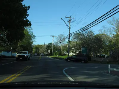 Massachusetts State Route 6A 050706 810