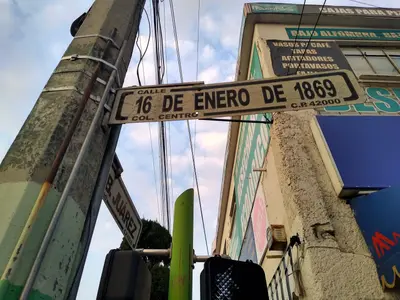 Calle 16 de enero de 1869 en Pachuca, Hidalgo 01