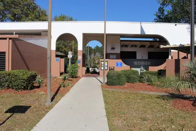 Florida I95nb Rest Area 20331 women