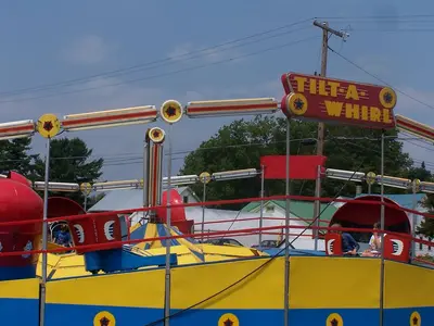 Tilt-A-Whirl yellow blue