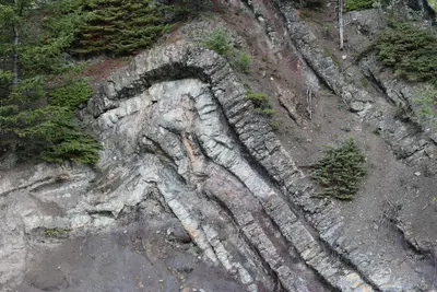 Crazy rocks Kananaskis (28238460784)