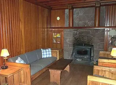 Clackamas Lake Historic Cabin