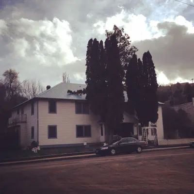 The Oregon Hotel (Mitchell, Oregon)