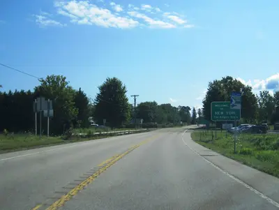 PA 5 eb entering New York, July 2023