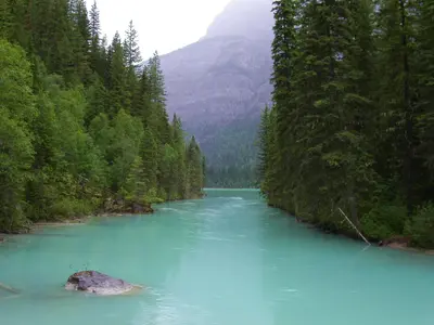 The Outlet of Kinney Lake - panoramio