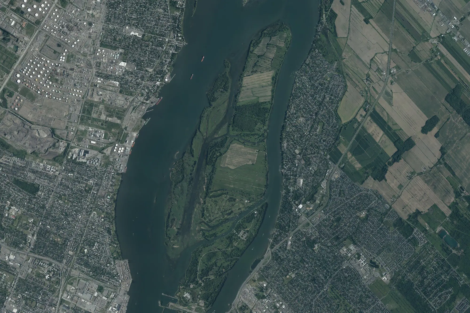 Aerial view of Îles-de-Boucherville National Park (Québec)
