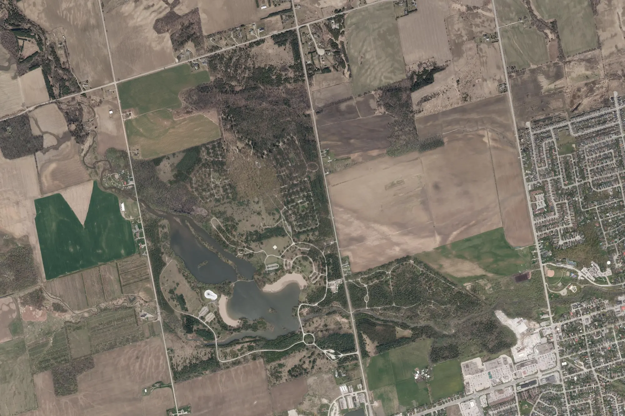 Aerial view of Earl Rowe Provincial Park (Recreational Class)