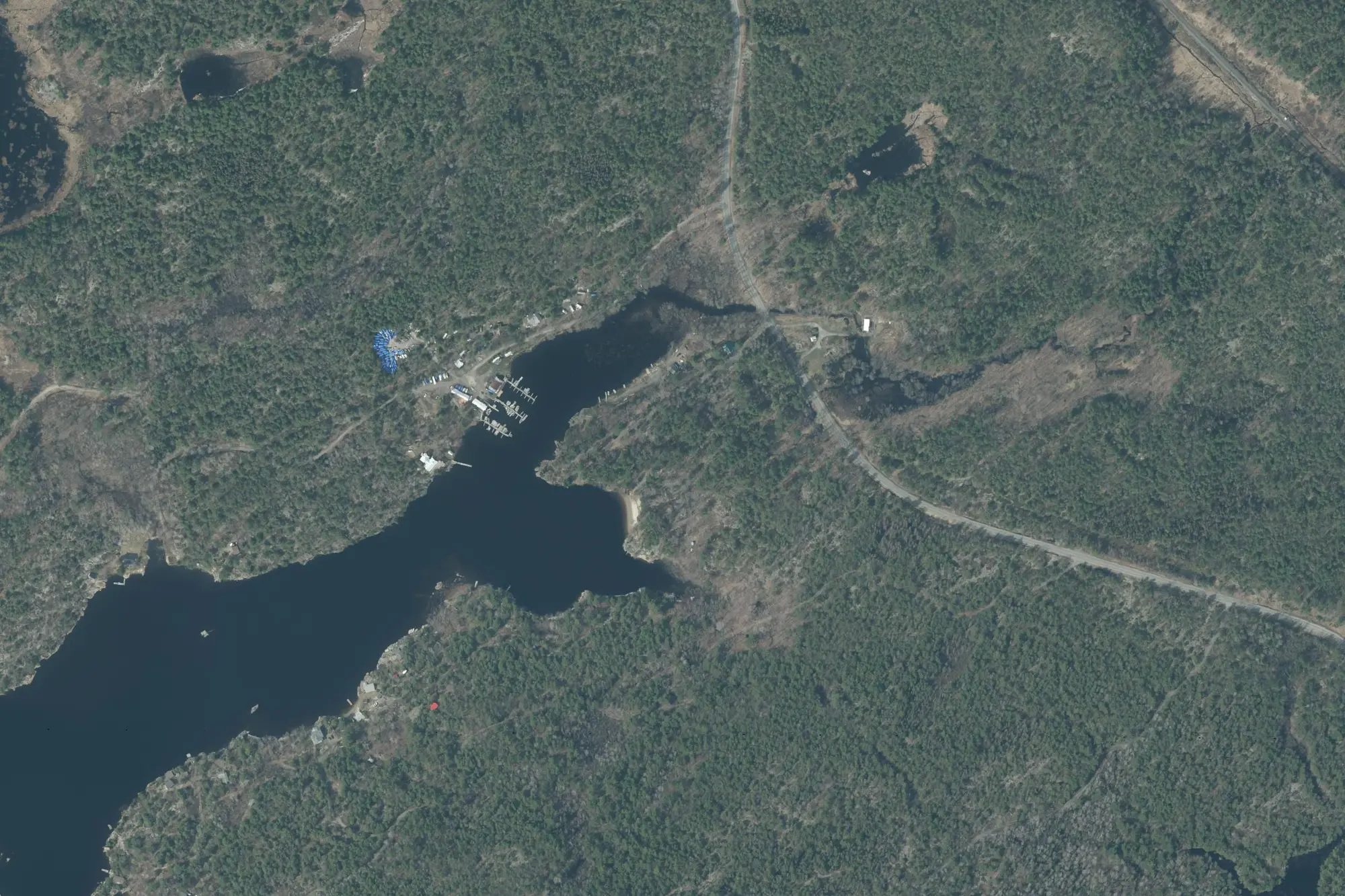Aerial view of Sturgeon Bay Provincial Park (Recreational Class)