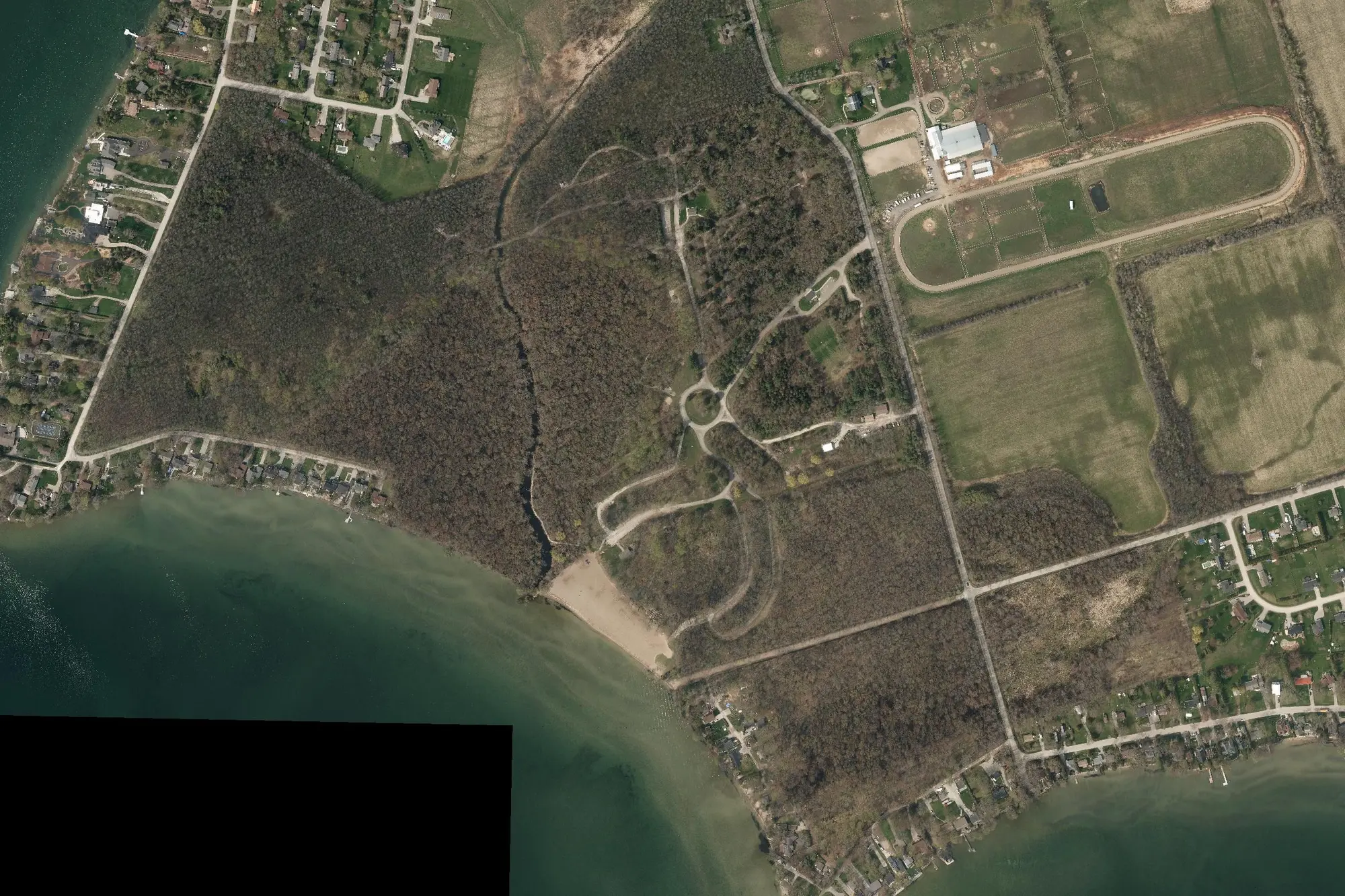 Aerial view of Mara Provincial Park (Recreational Class)