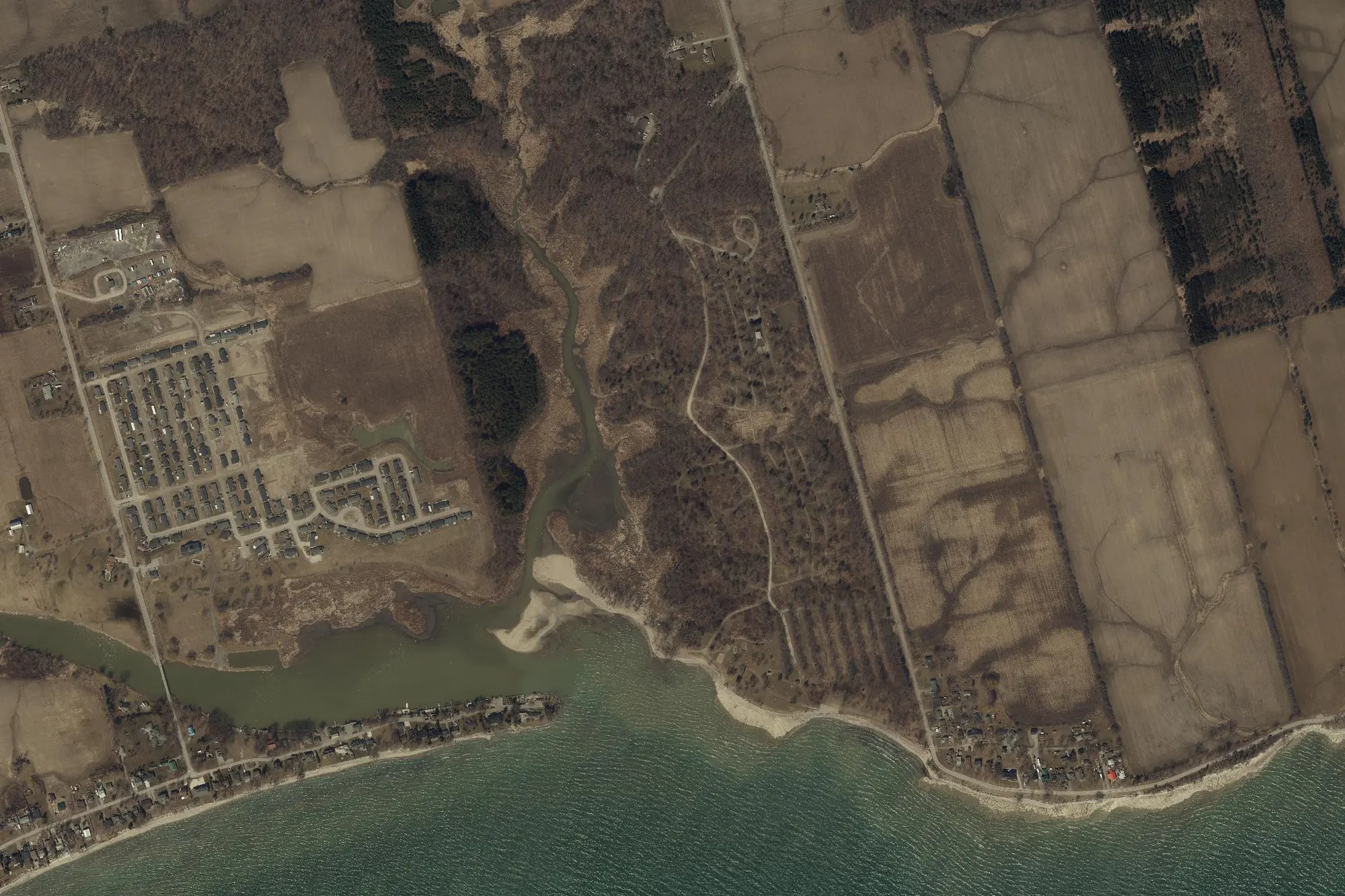 Aerial view of Selkirk Provincial Park (Recreational Class)