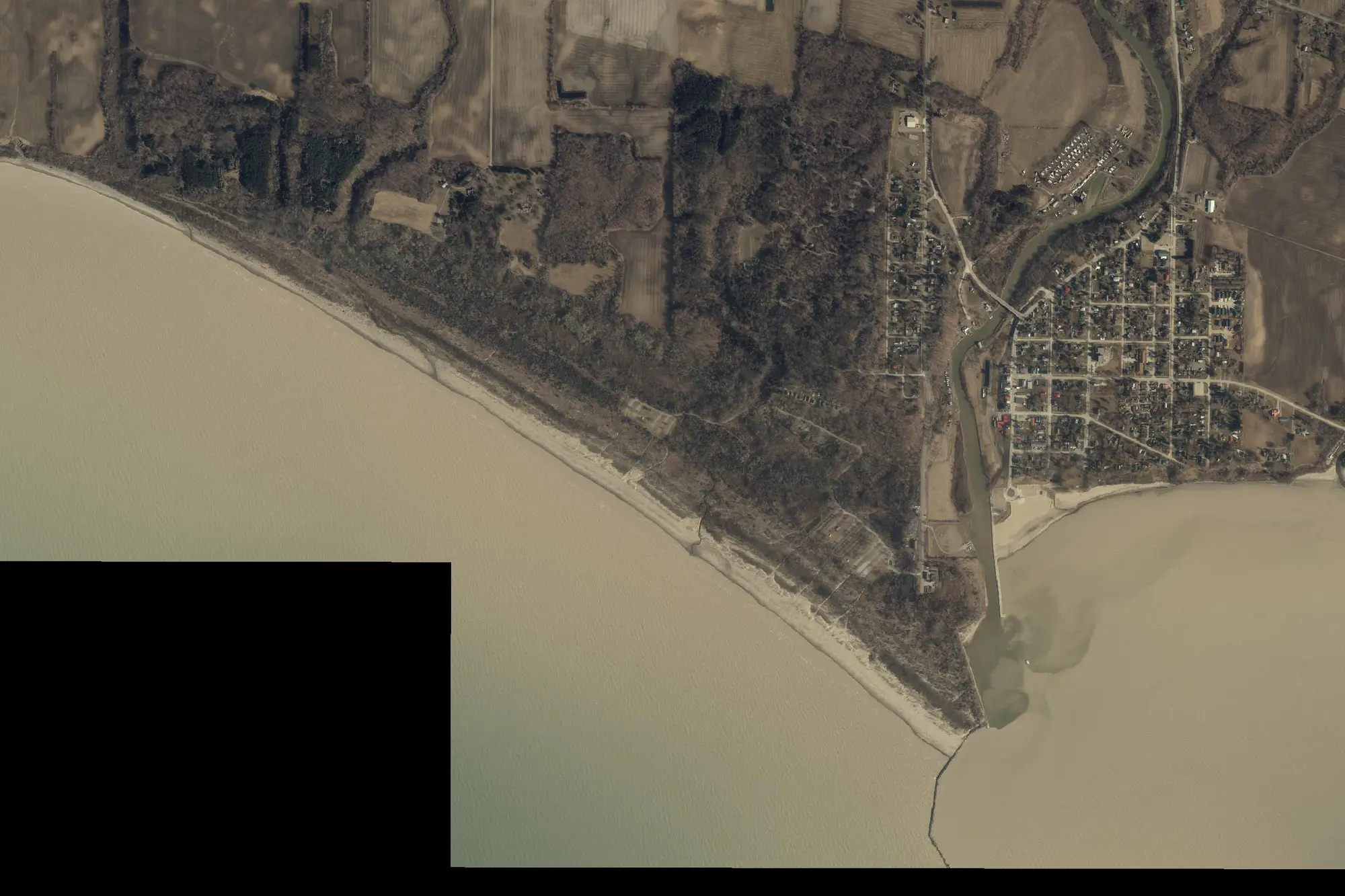 Aerial view of Port Burwell Provincial Park (Recreational Class)