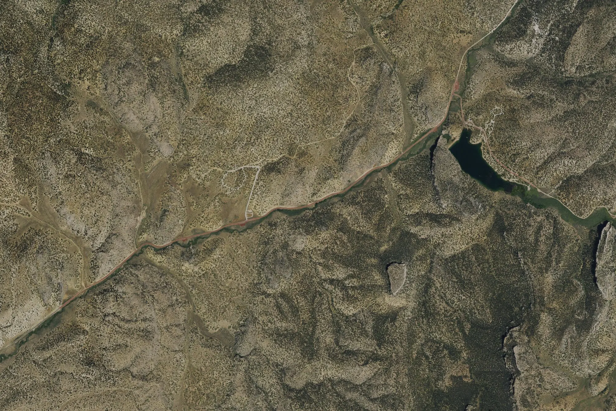 Aerial view of Cave Lake State Park