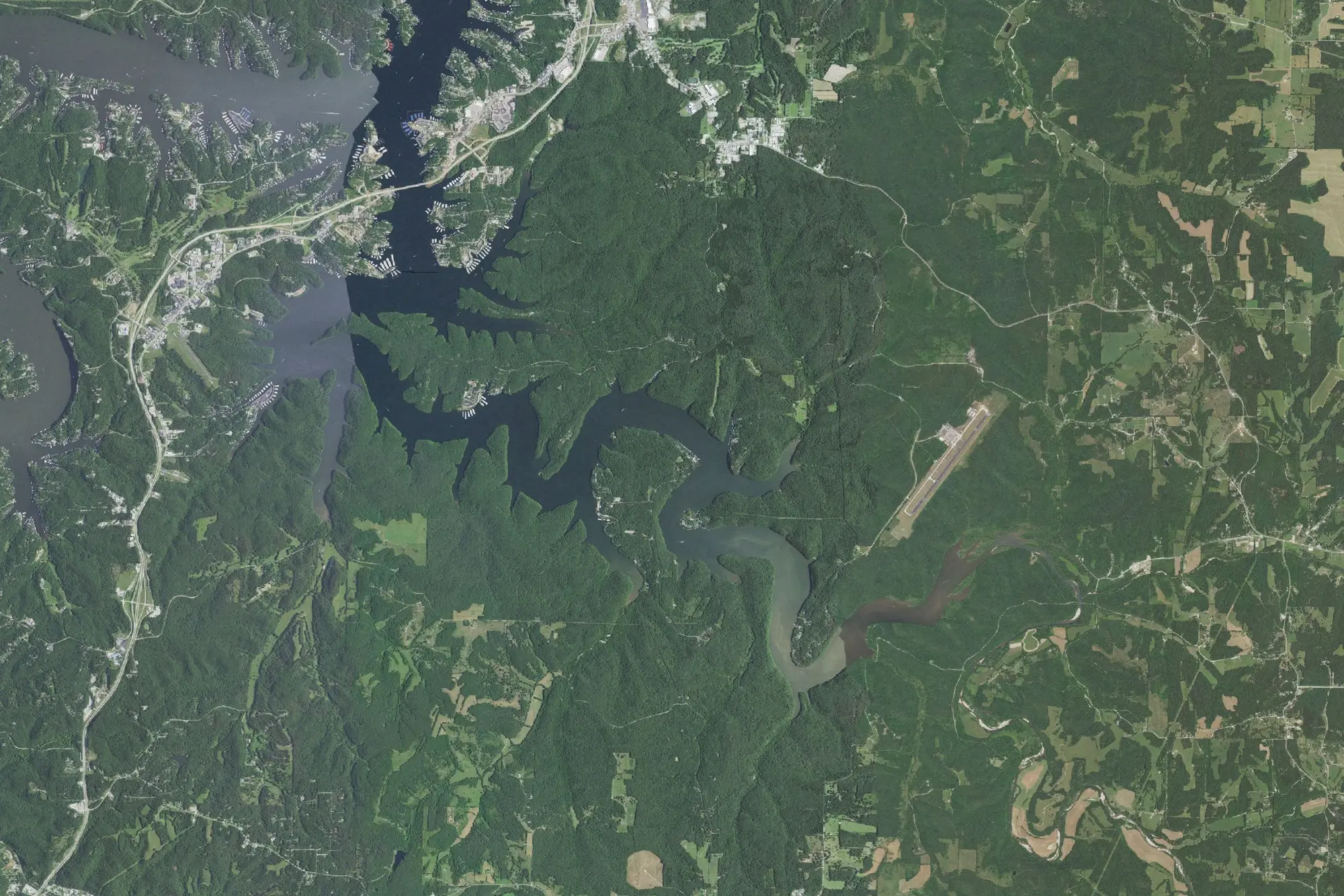 Aerial view of Lake Of The Ozarks State Park