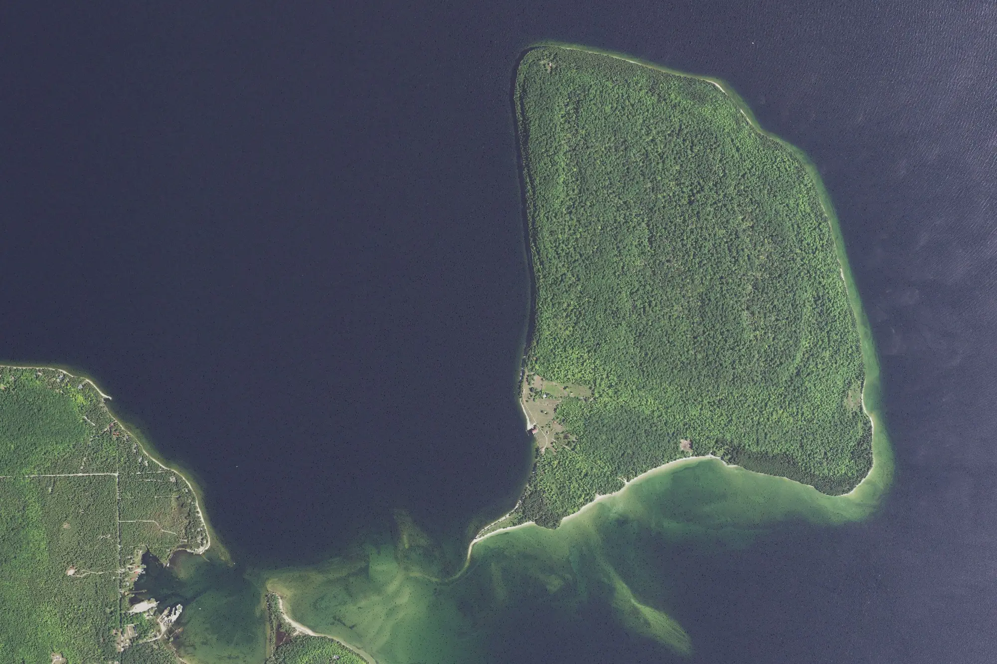 Aerial view of Rock Island State Park