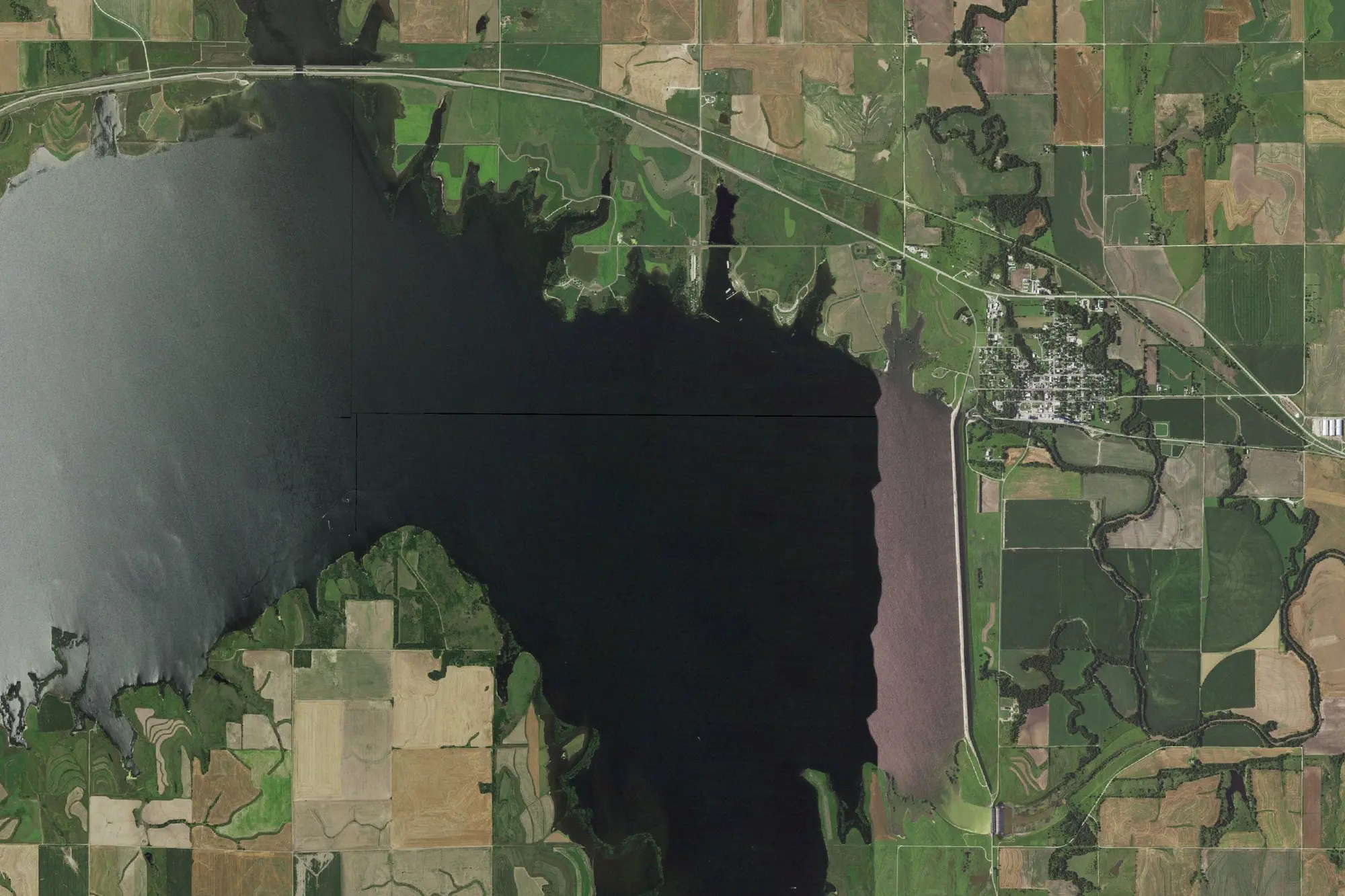 Aerial view of Glen Elder State Park