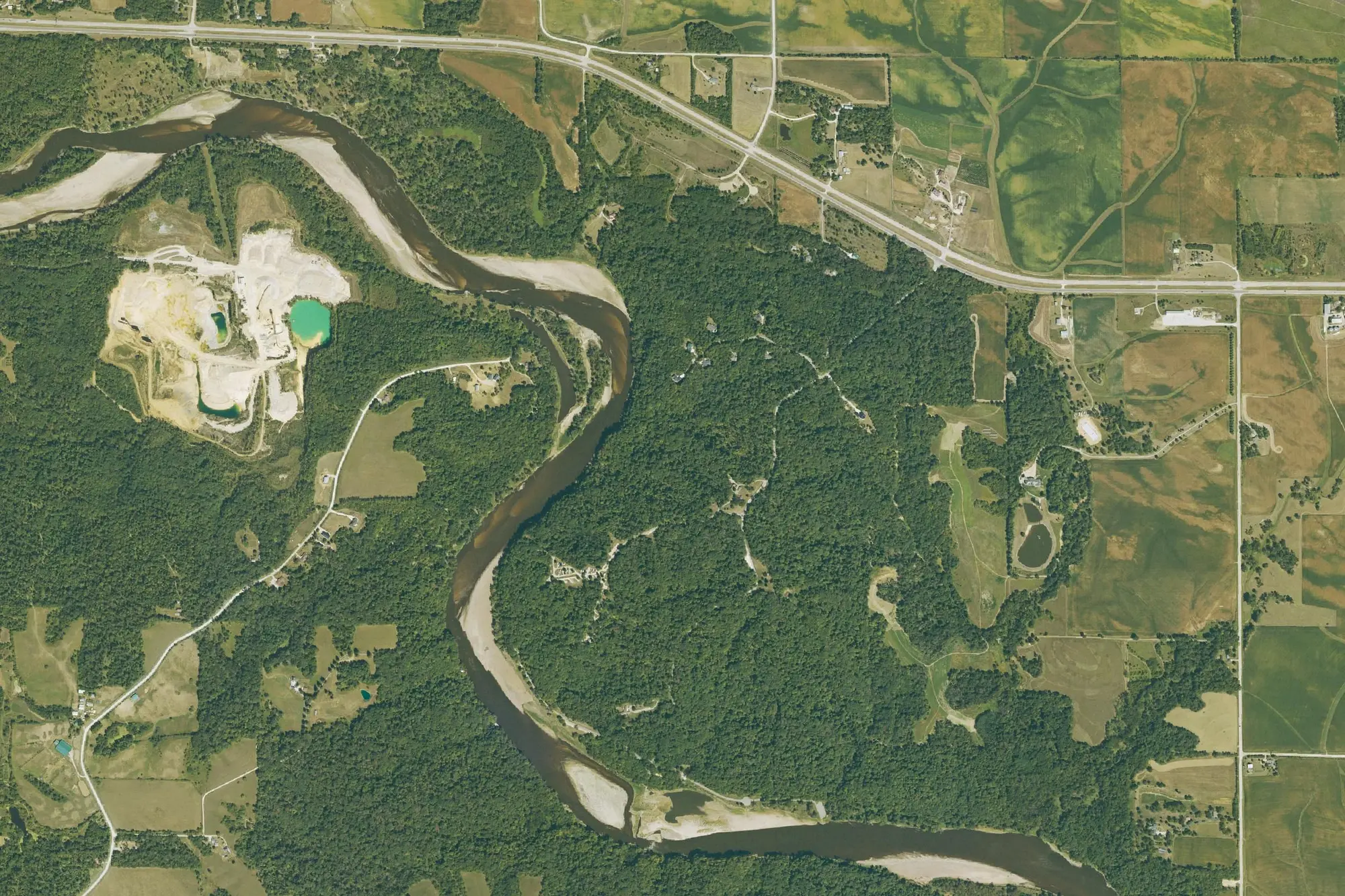 Aerial view of Palisades-Kepler State Park