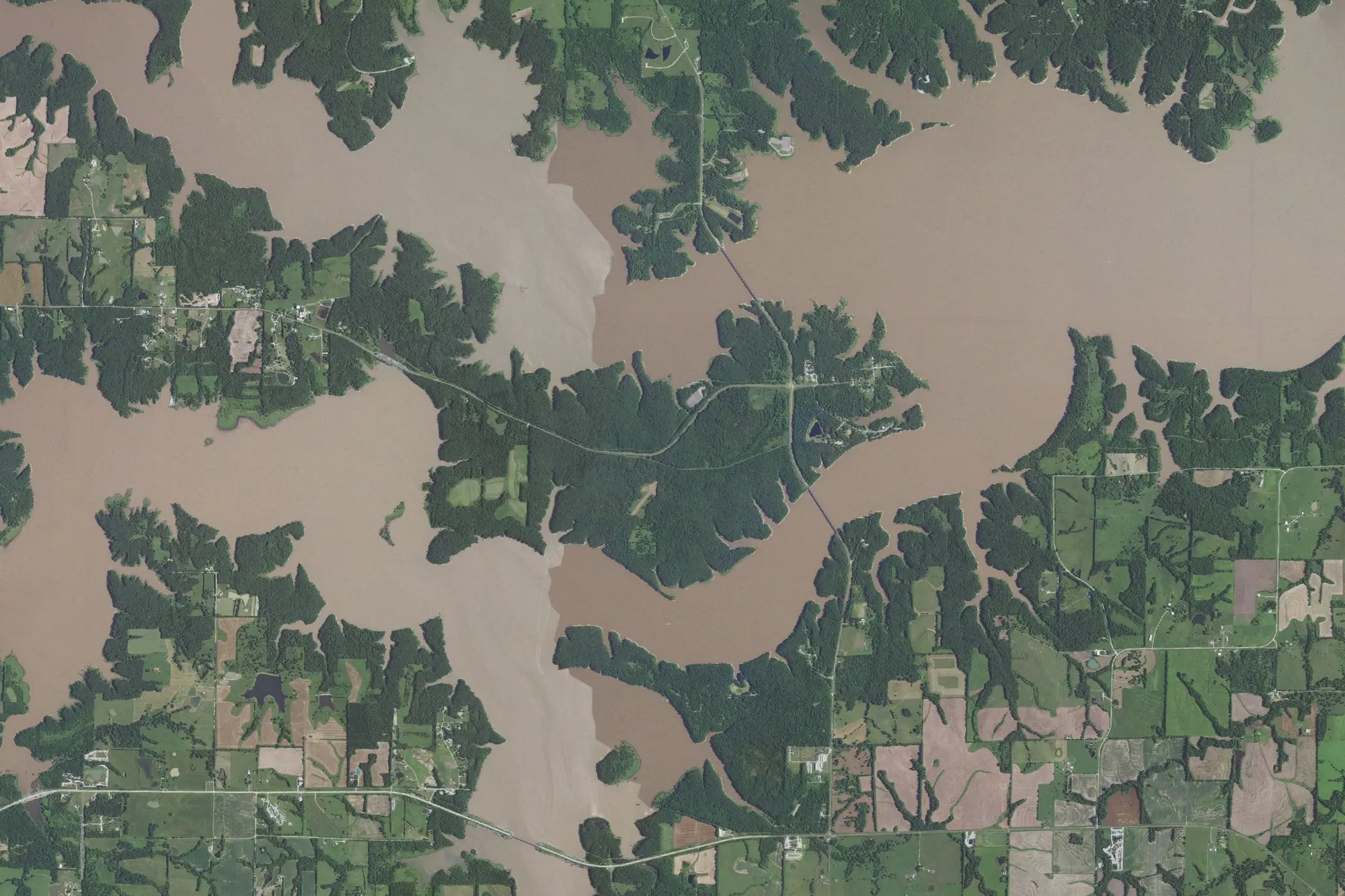 Aerial view of Mark Twain State Park