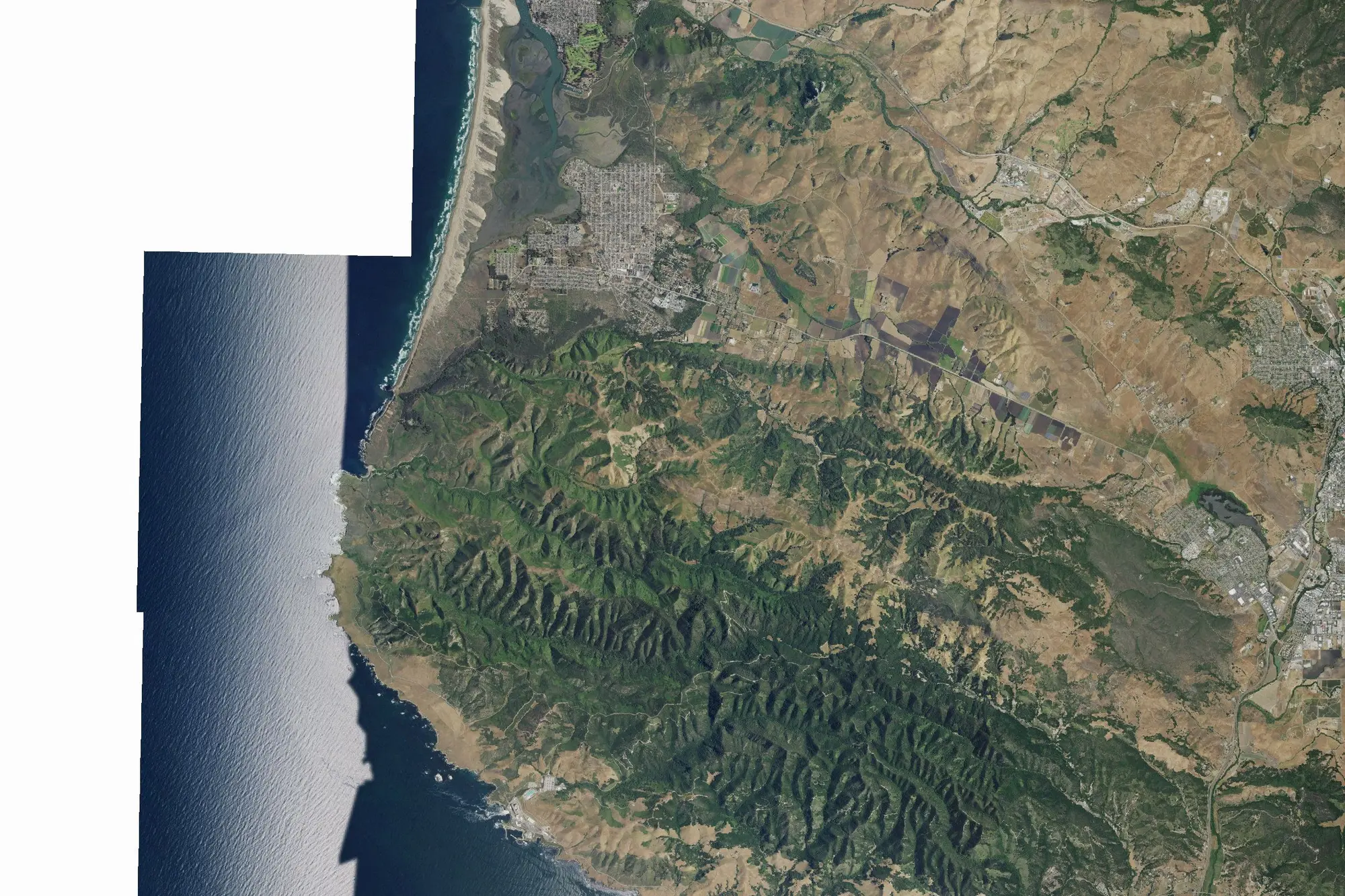 Aerial view of Montaña de Oro State Park