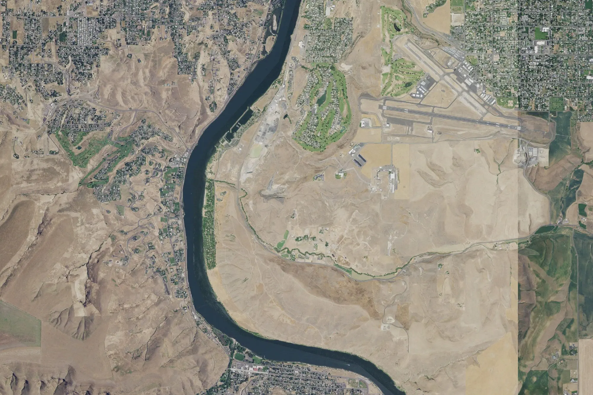 Aerial view of Hells Gate State Park
