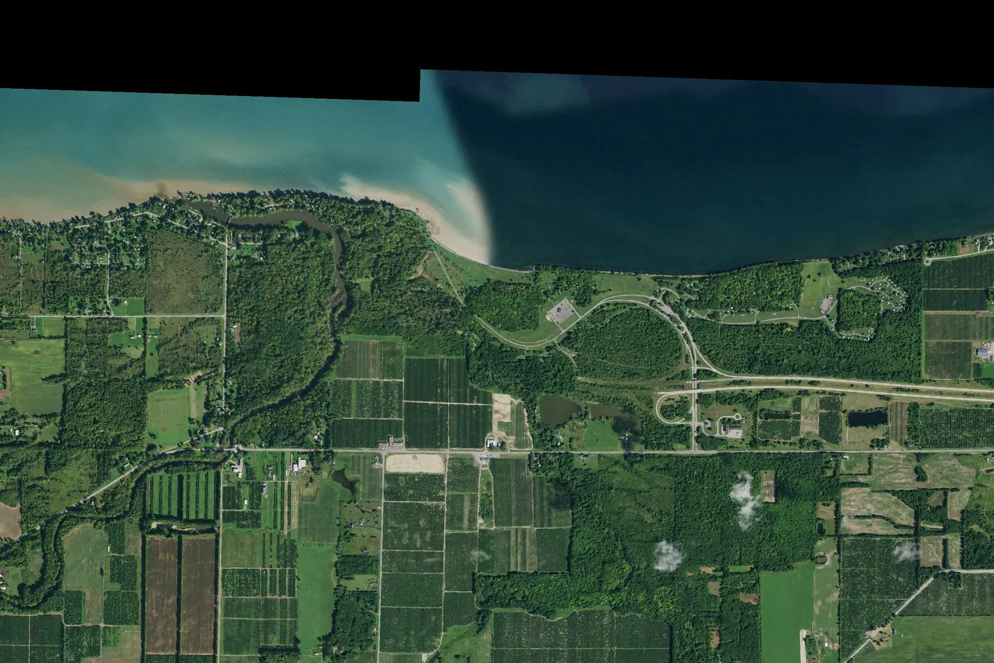 Aerial view of Lakeside Beach State Park