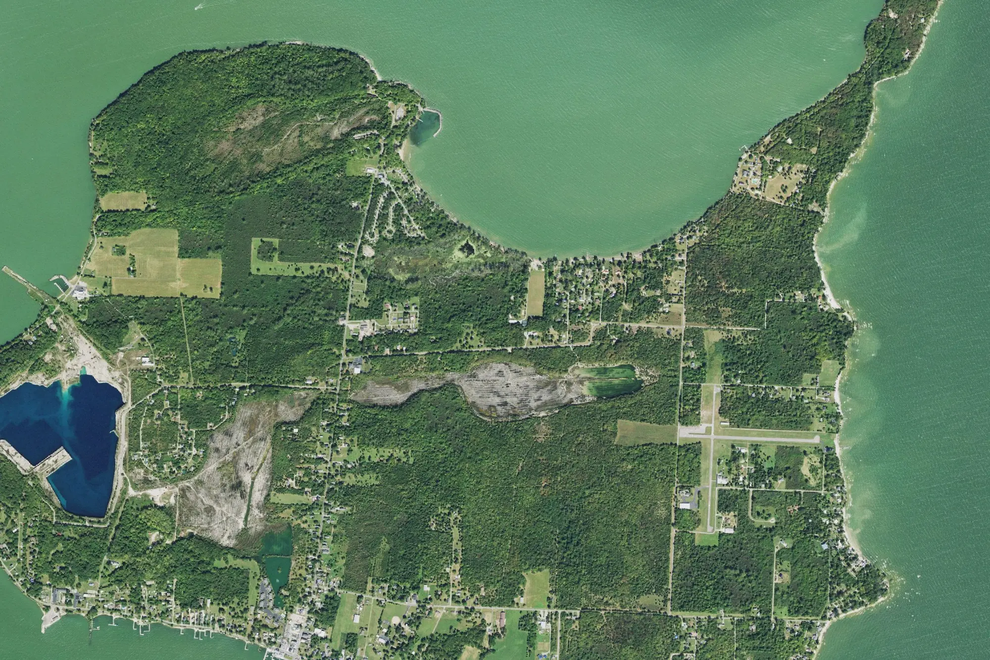 Aerial view of Kelleys Island State Park