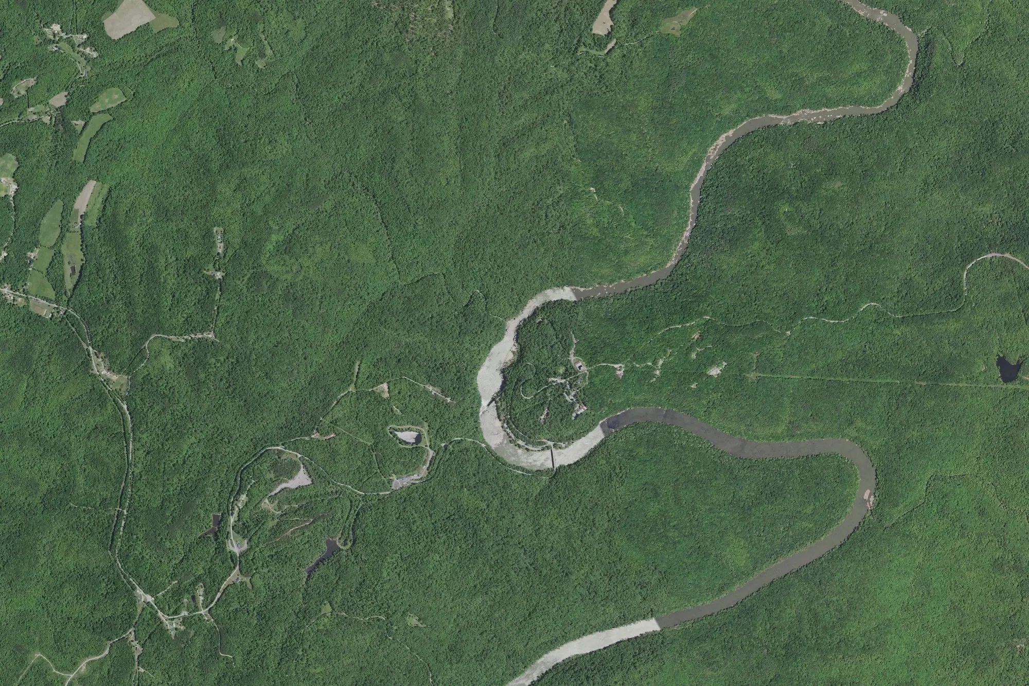 Aerial view of Cumberland Falls State Resort Park