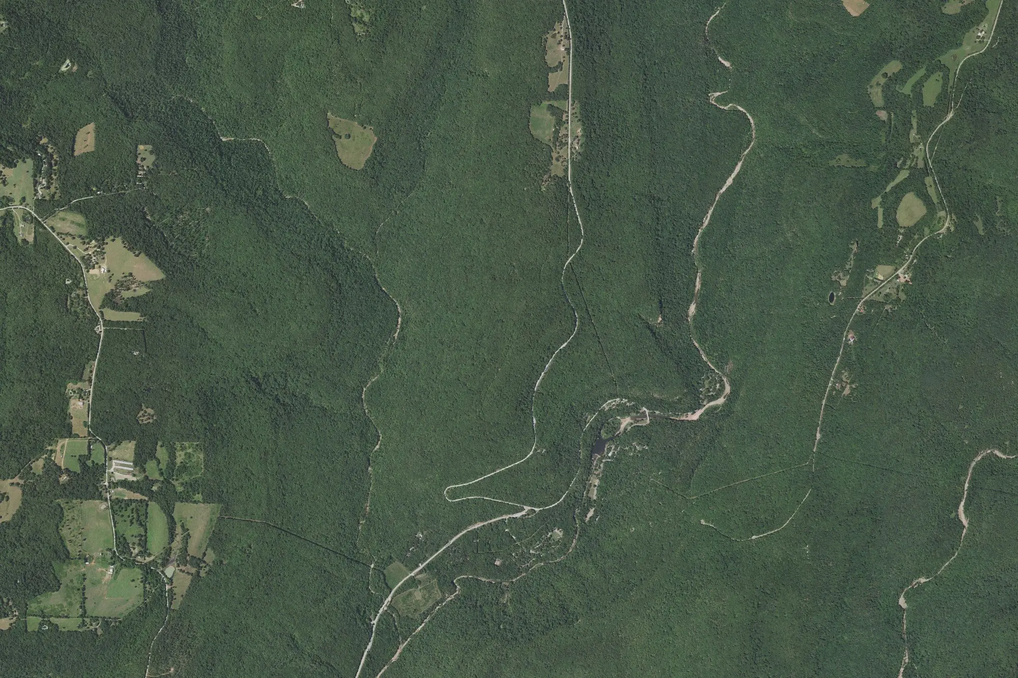 Aerial view of Devil's Den State Park