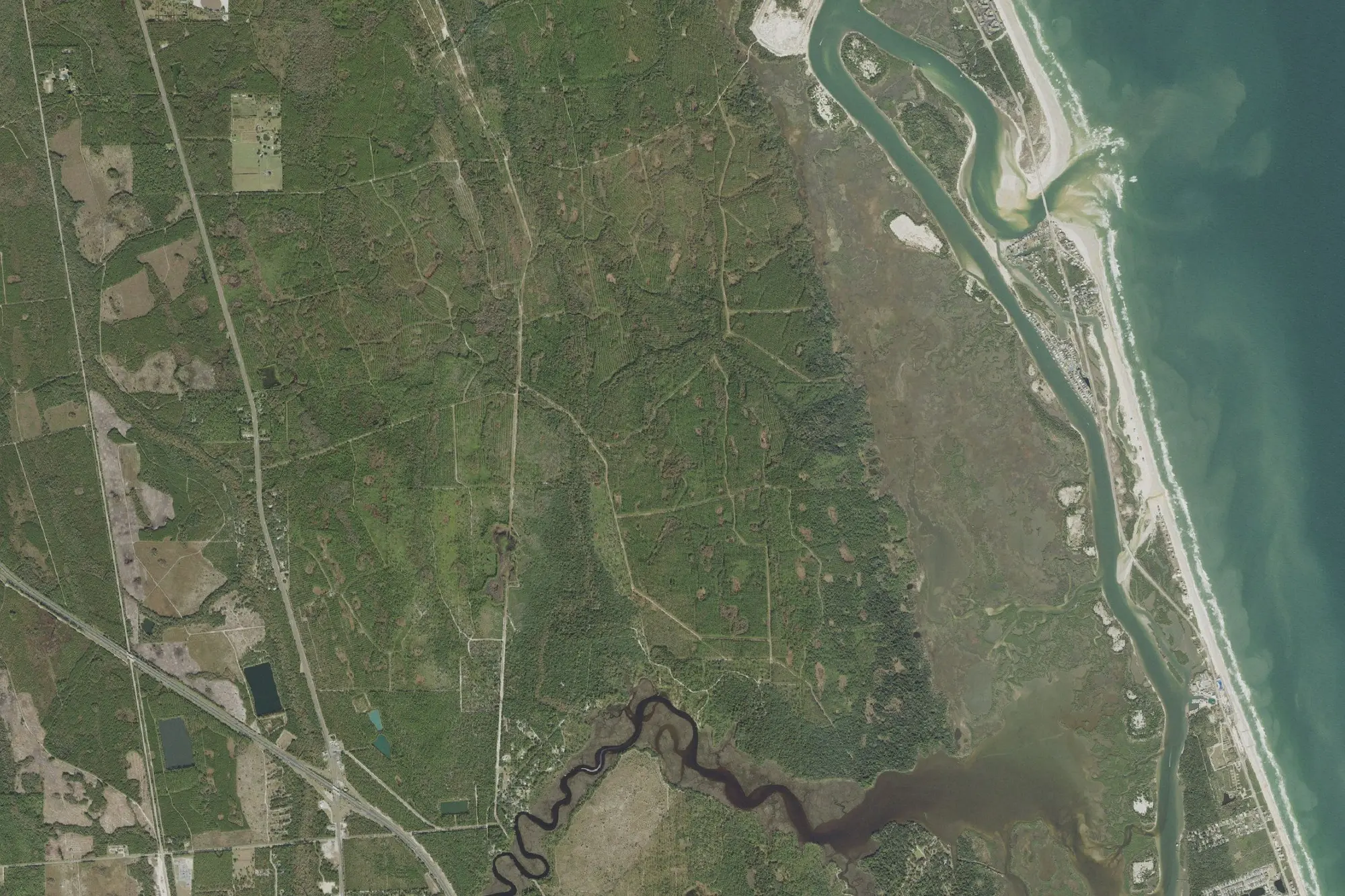 Aerial view of Faver-Dykes State Park