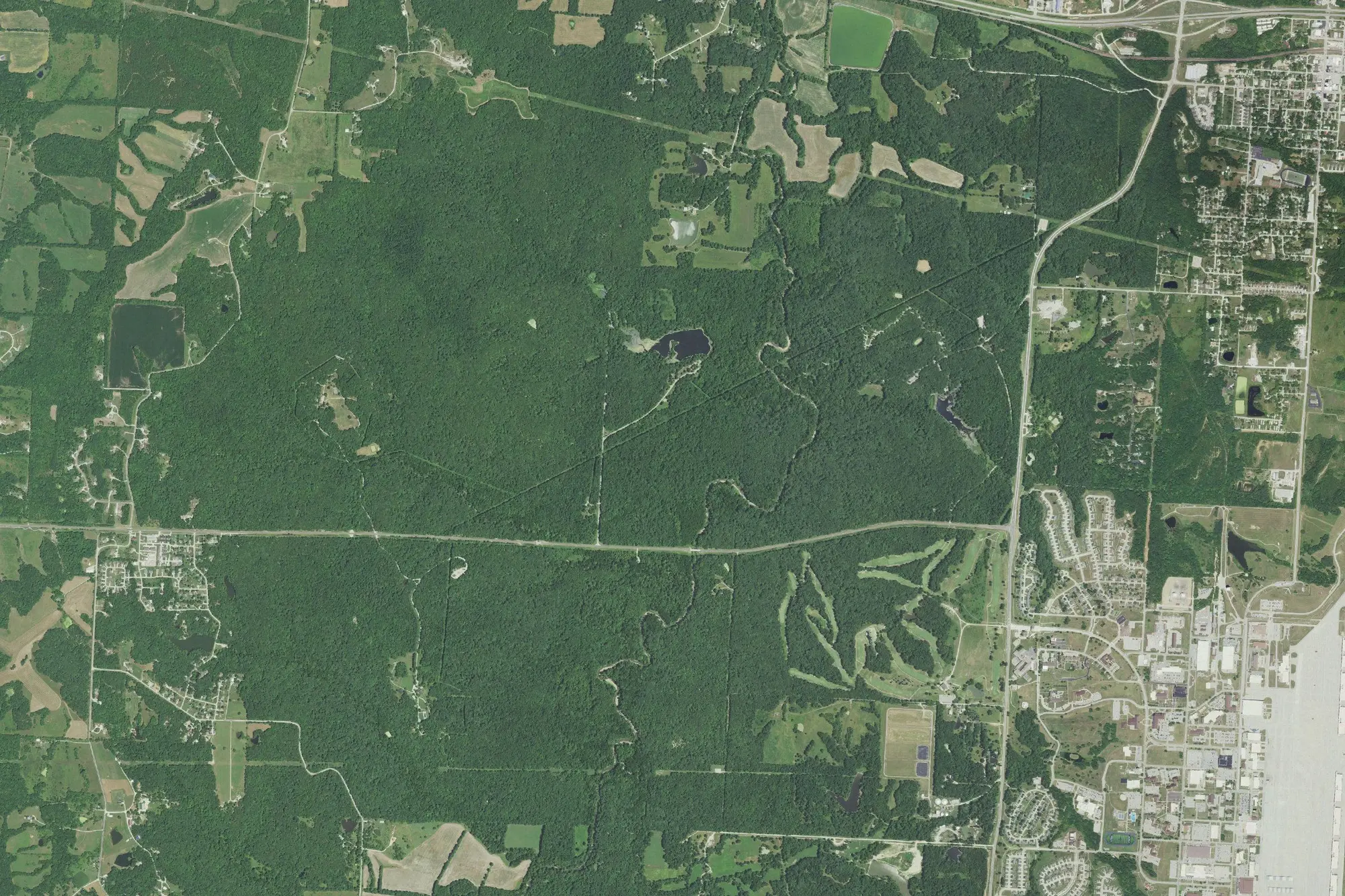 Aerial view of Knob Noster State Park