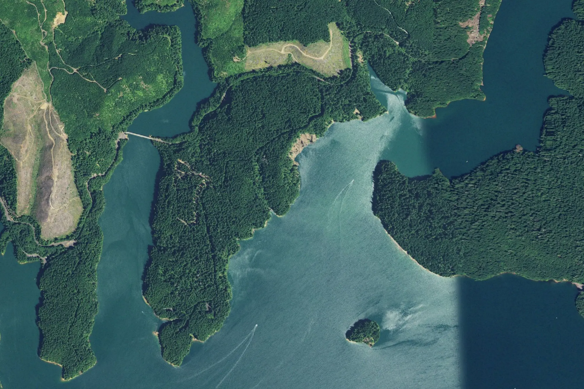 Aerial view of Whitcomb Creek Park