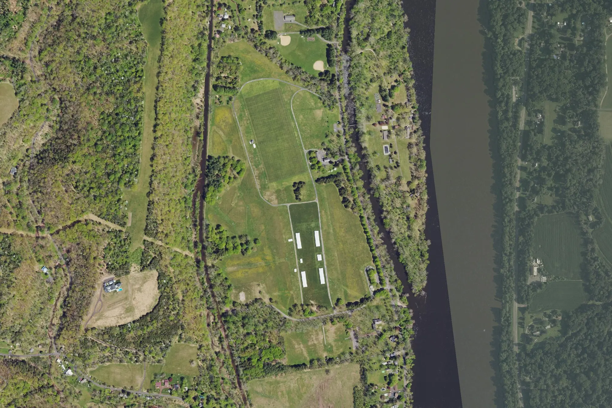 Aerial view of Tinicum Park
